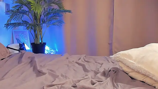 vedaschulz - VedaSchulz's free webcam - UK Sex Cams