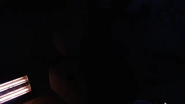 CurvyGlass live sex cam