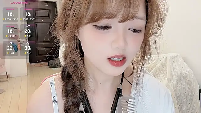 美女DDDDDoremi在线直播