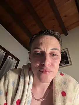 dipsy3535 (M young) - Autofellation+pénétration anal x2