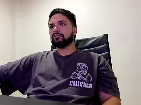 zion_draftt - Zion_draftt's free webcam - UK Sex Cams