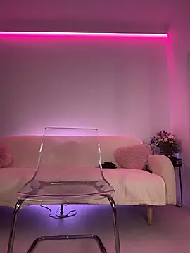 scarletflameee (F teen) - Squirtttt fountain