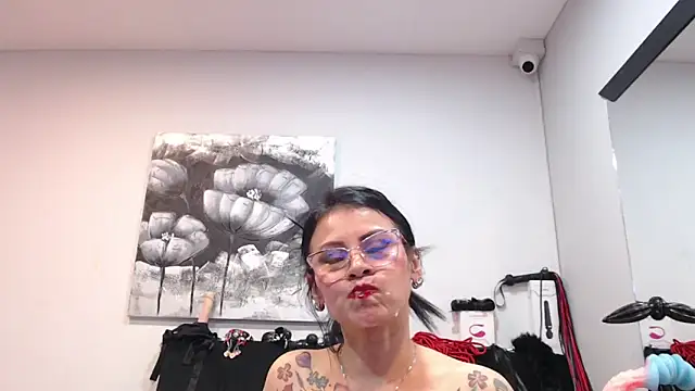 DonnaJoness live cam profile