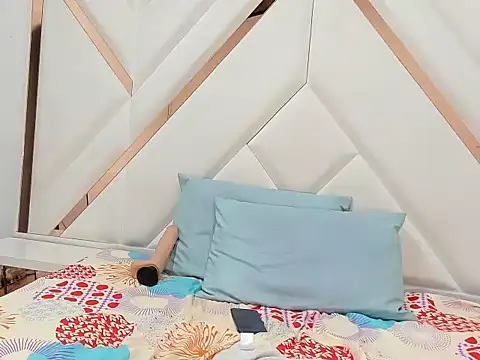 harleyhot_ - HarleyHot_'s free webcam - UK Sex Cams