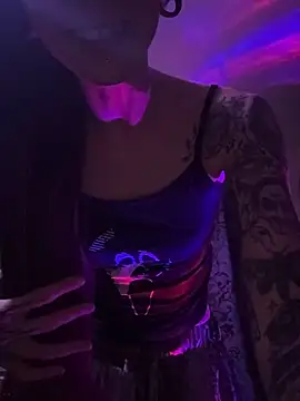 missmidnightuk - MissMidnightUK's free webcam - UK Sex Cams