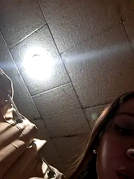 tudiablita21 - Tudiablita21's free webcam - UK Sex Cams