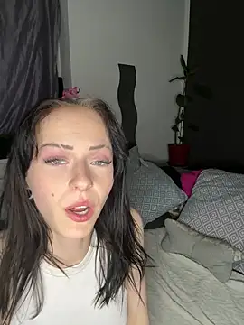 queenadri (Ask my age) - Blasen+ 10 heiße Bilder😎👀