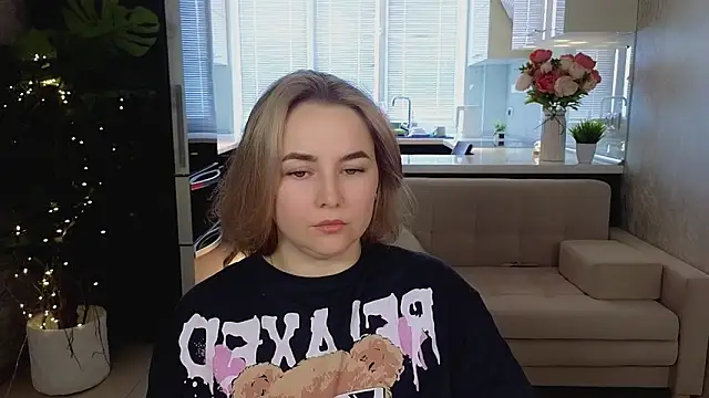 mira_mermayd - Mira_Mermayd's free webcam - UK Sex Cams