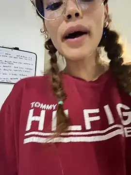 bergmanamii (F young) - Oil boobies  + tit job