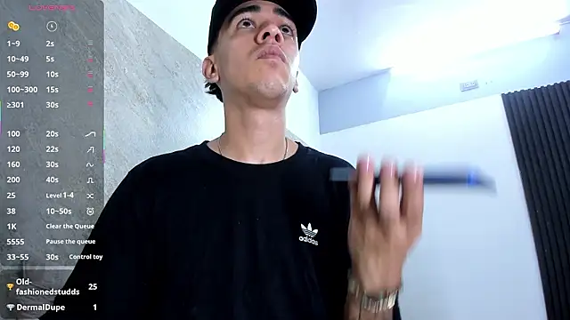 mick-lollipop - Mick-lollipop's free webcam - UK Sex Cams