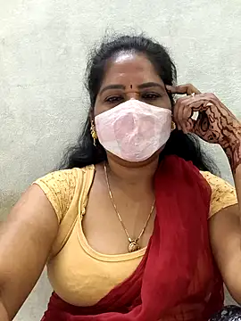 maaliiiponutamil - MaaliiiPonuTamil's free webcam - UK Sex Cams