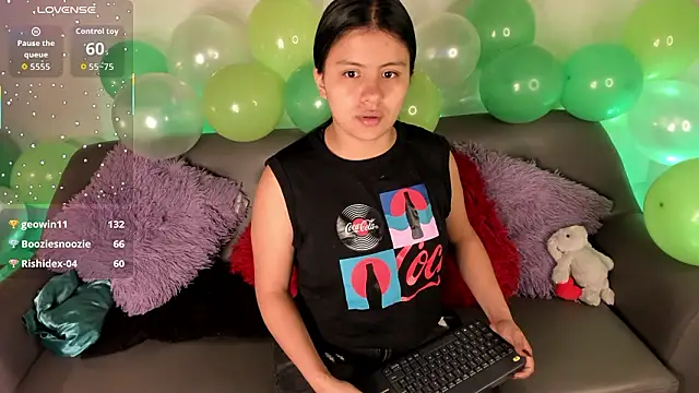 sasha_roldann - Sasha_roldann's free webcam