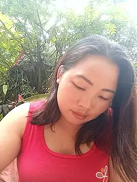 huemy098 - Huemy098's free webcam