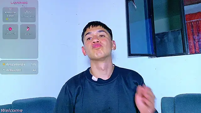 Twink_daren live sex cam