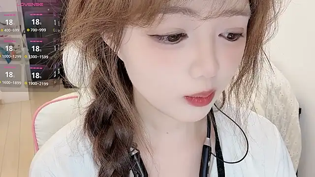 美女DDDDDoremi在线直播