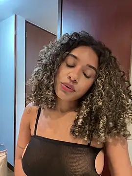 belkaj (F young) - SHOW PUSSY + FINGERING