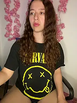 Webcam Model (-rosi)  is live.Free join now!