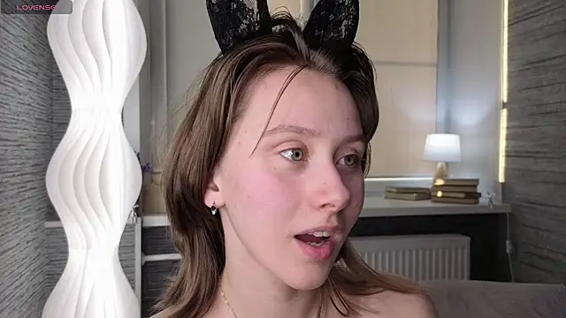 EthalBuffkin live cam profile