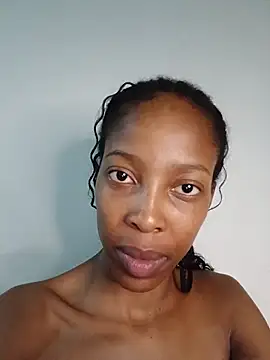 MsParisSmith live sex cam