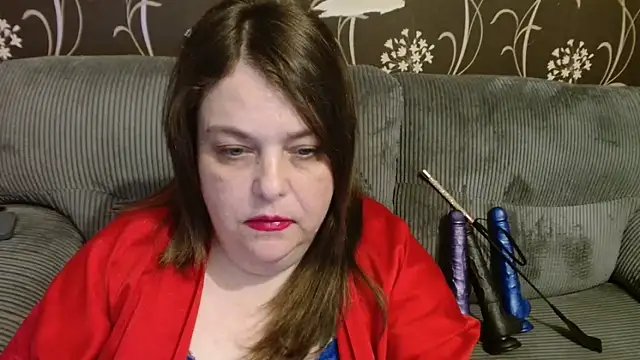 Preview of housewifemilf_courtney