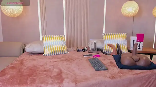 sabrina_shark_ - Sabrina_shark_'s free webcam