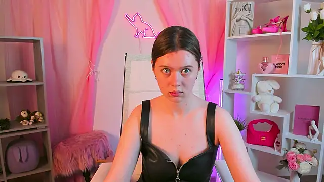 celestinemauriac - CelestineMauriac's free webcam - UK Sex Cams