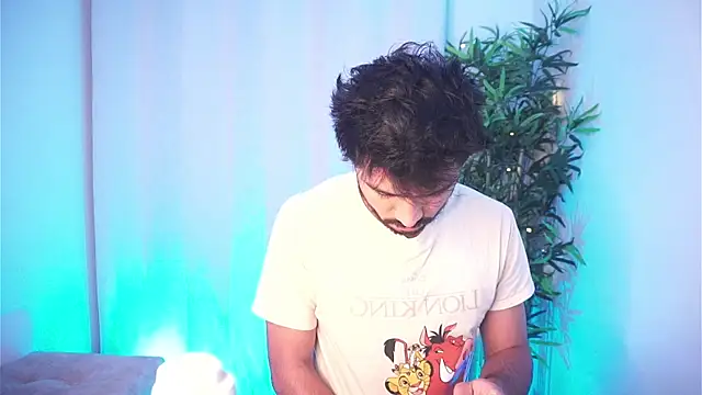 dam0n_fr0st - Dam0n_fr0st's free webcam - UK Sex Cams