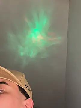 Maximuz1920's live cam