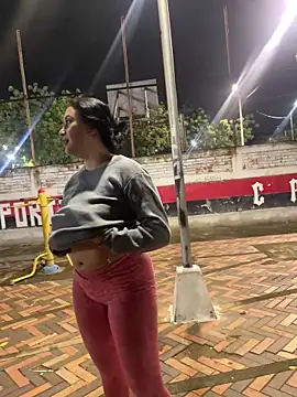 craziness_street (Ask my age) - Flash tits 😈😮‍💨