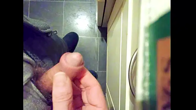 Preview of hairyuncut00