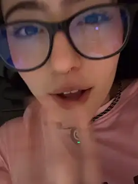 hinasweet - HinaSweet's free webcam - UK Sex Cams