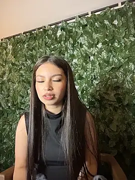 Webcam Model (Mady_Pink)  is live.Free join now!