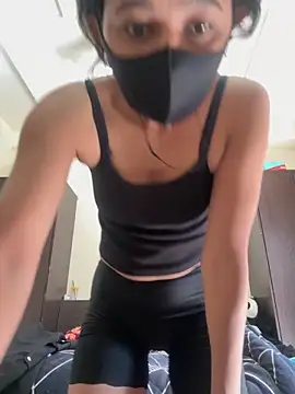 Webcam Model (raavigirl)  is live.Free join now!