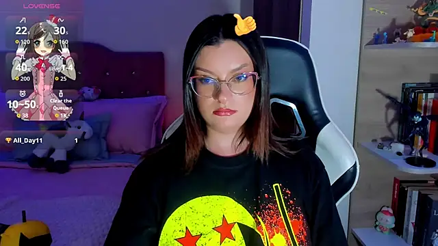 Opheliana Rose (OphelianaRose33)