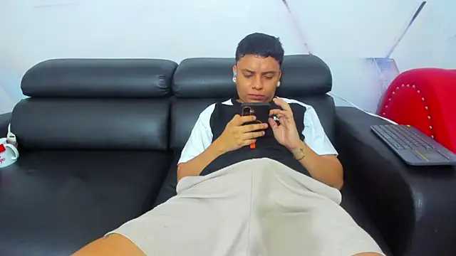 candy_bhraun - Candy_bhraun's free webcam - UK Sex Cams