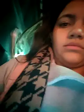 ivy_enjoy (F young) - Off Blouse for 1 minute in public