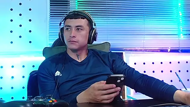 godofcumxxx - Godofcumxxx's free webcam - UK Sex Cams