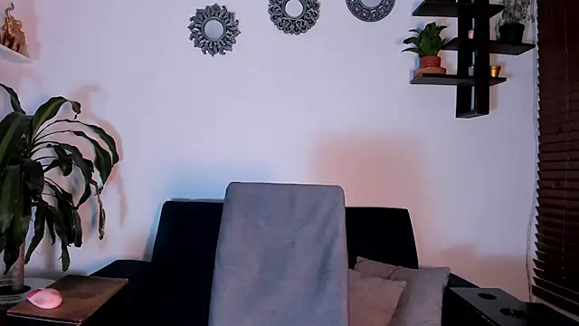 im_amber (F milf) - sexy naked 🌻🌻