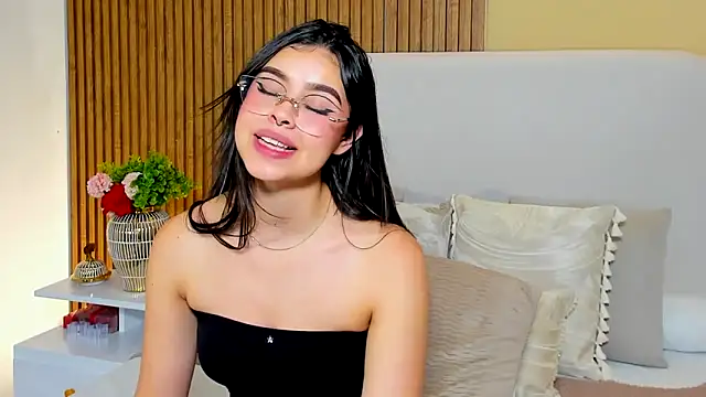 cristalmayson - CristalMayson's free webcam - UK Sex Cams