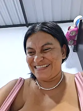 Horny-Mommy-Dirty live cam profile