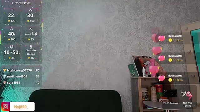 HOTBLACKANDWHITE2 live sex cam