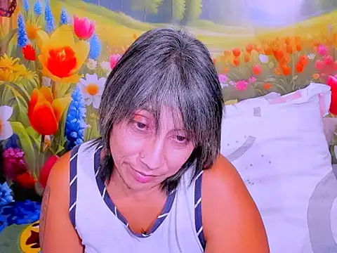 indianroxy - Indianroxy's free webcam - UK Sex Cams