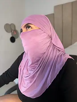 Webcam Model (rashaaa_)  is live.Free join now!