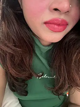 Webcam Model (riya_sharma11)  is live.Free join now!