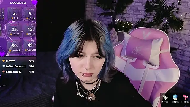 ashley_veil (F teen) - cream on my ass and hips