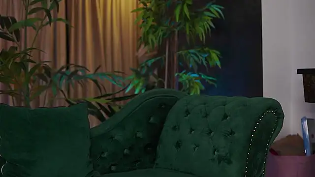 GinaValentinna live sex cam