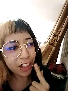 Webcam Model (YukiRam)  is live.Free join now!