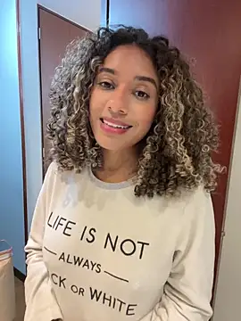 Belkaj Live Webcam on Stripchat