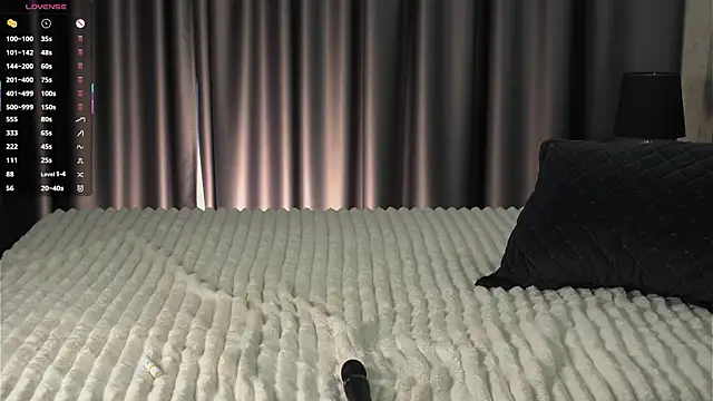 GeorginaCurvin live sex cam