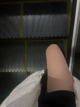 yimisun01 - Yimisun01's free webcam - UK Sex Cams